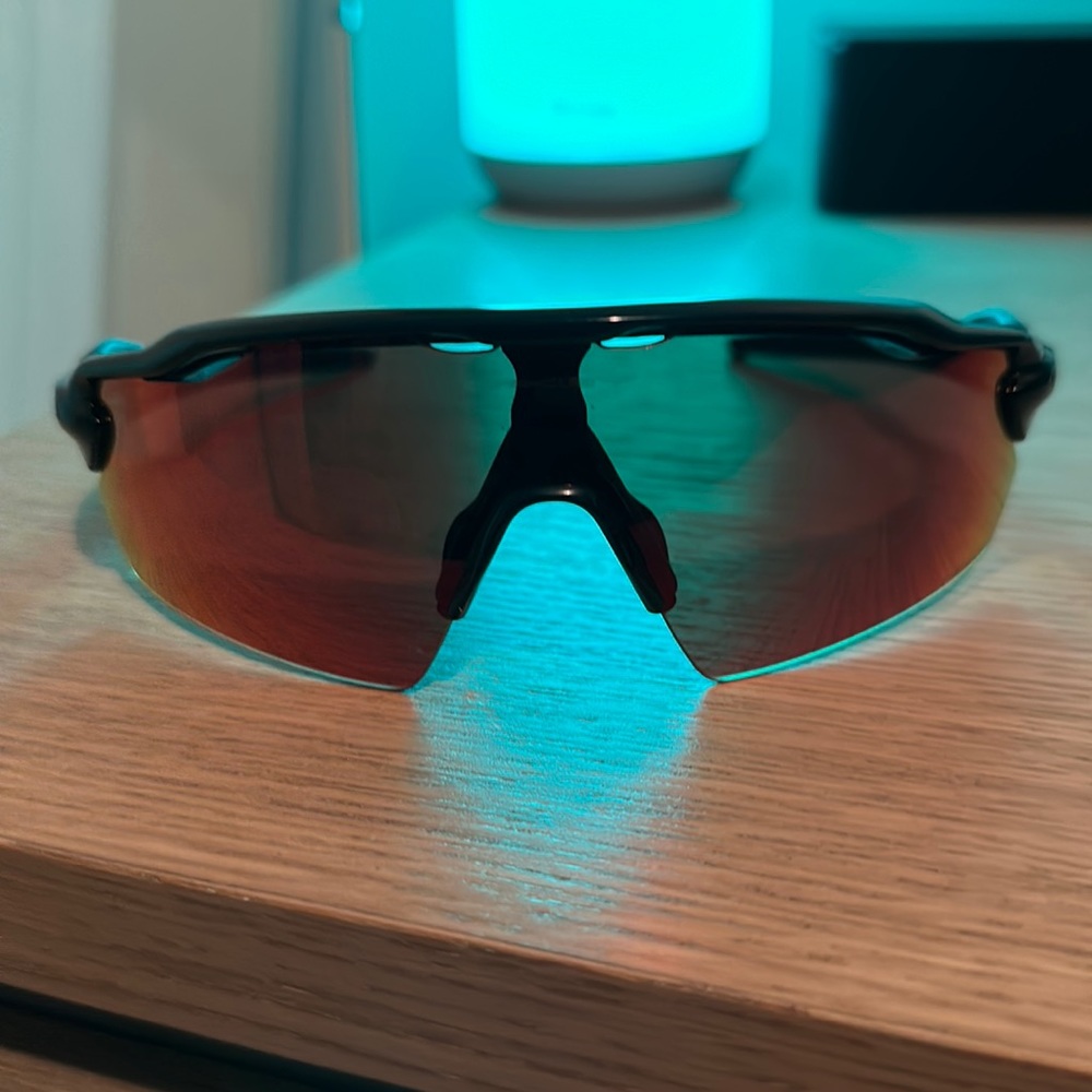 Oakley Radar EV Pitch Sunglasses
